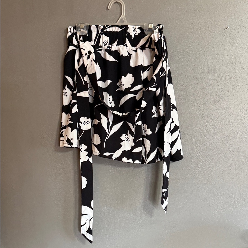 Black and White Floral Wrap Top